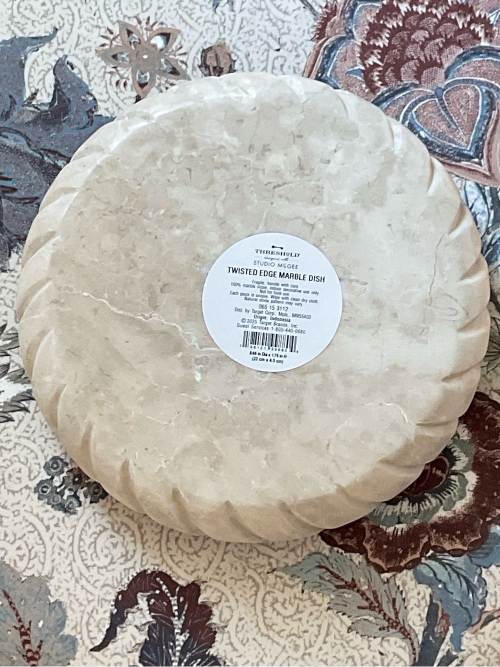 ✨Twisted Edge Marble Dish Cream - Threshold with Studio McGee Spring 2025 - Picture 10 of 10